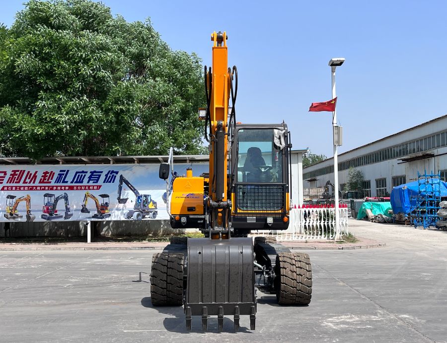 X9 Wheel-crawler excavator from Ken Stone. Two units can be conveniently loaded into a 40HC container, ensuring efficient logistics and reduced transport costs.